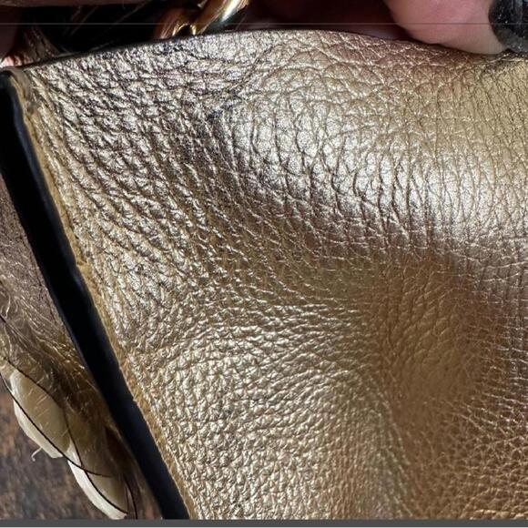 Marc Jacobs Luxury Embellished Gold Metallic Leather Tote Shoulder Bag (MJXX040) - Picture 8 of 15